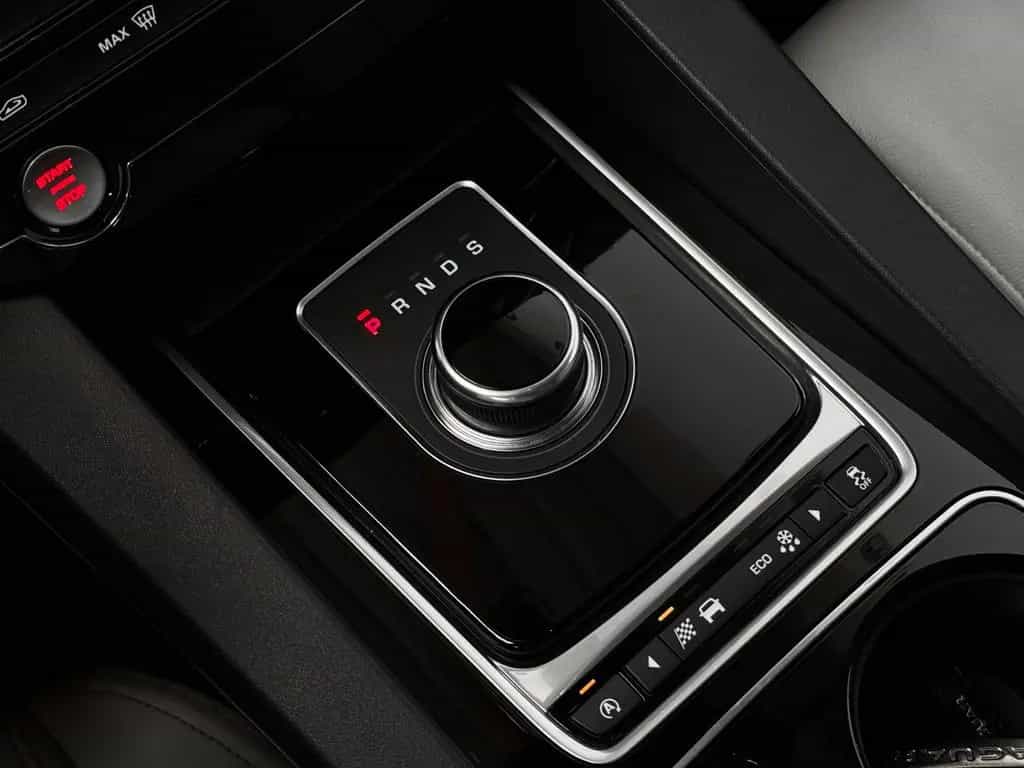Jaguar F-Pace Prestige AWD 8G *10Wege*Meridian*Tempomat 04/2017-photo-22