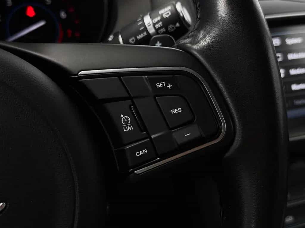 Jaguar F-Pace Prestige AWD 8G *10Wege*Meridian*Tempomat 04/2017-photo-23