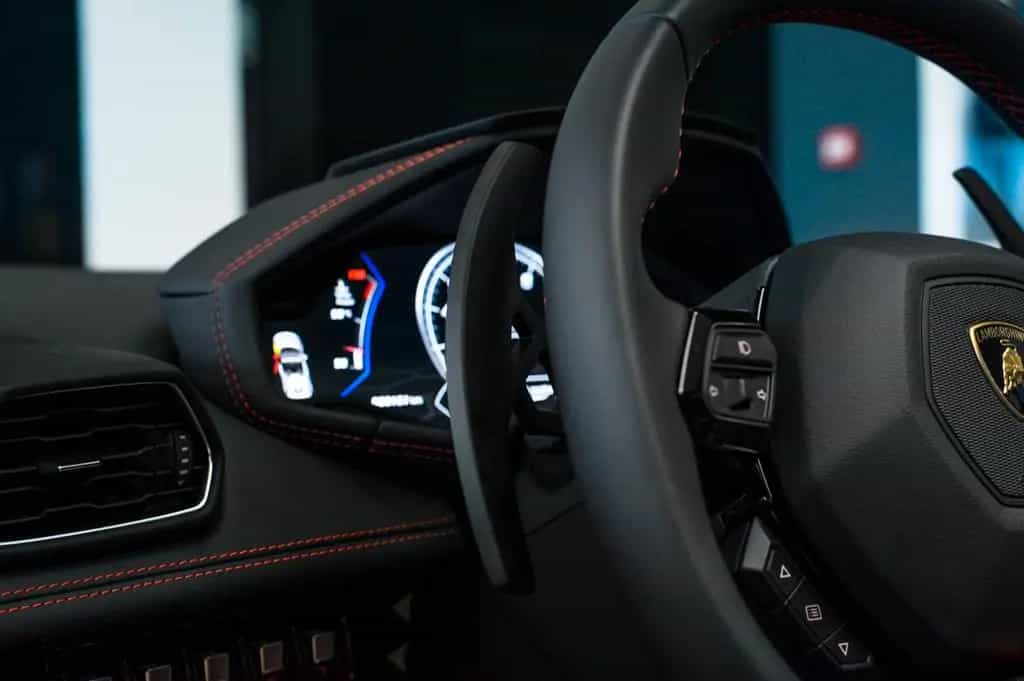 Lamborghini Huracán 06/2025-photo-13