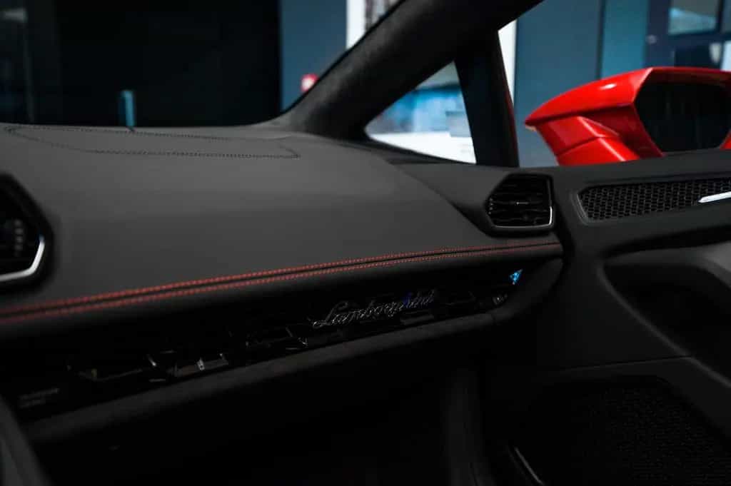 Lamborghini Huracán 06/2025-photo-23