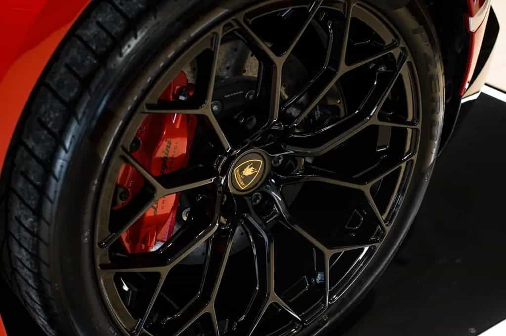 Lamborghini Huracán 06/2025-photo-6