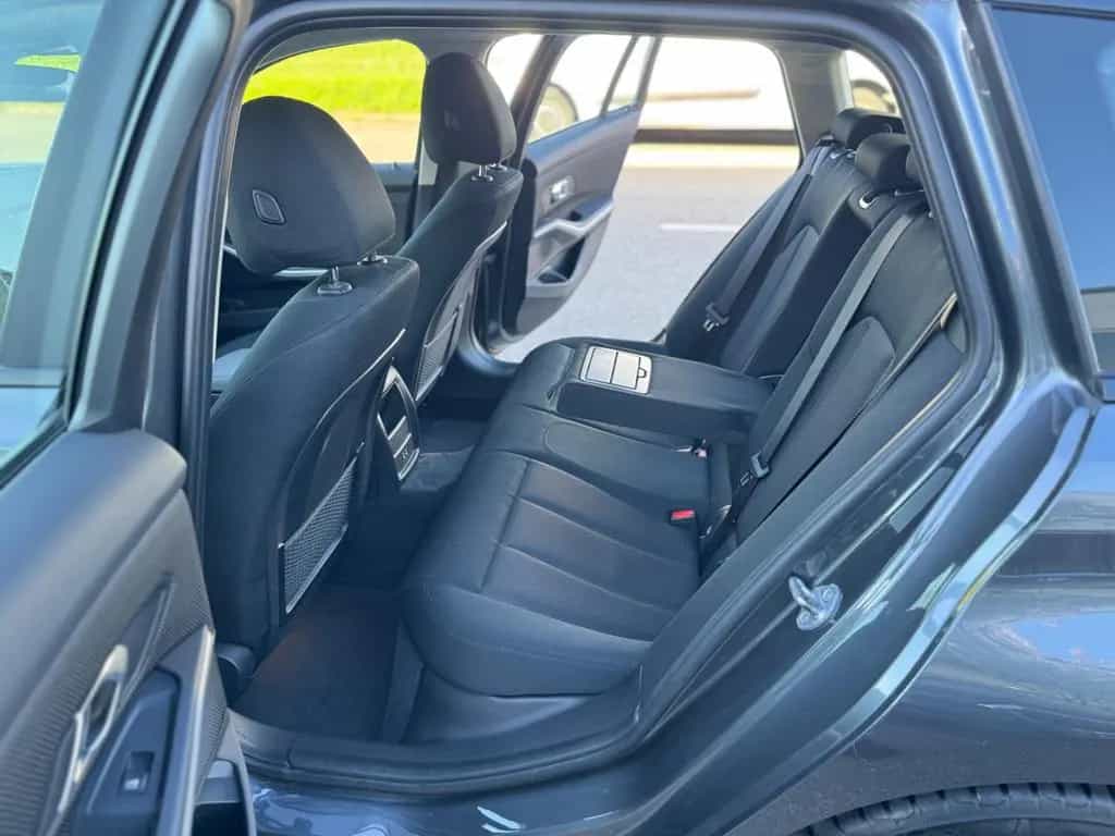 BMW 320 d Touring xDrive Navi LED Live Cockpit PDC 1 02/2022-photo-12
