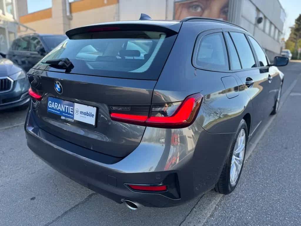 BMW 320 d Touring xDrive Navi LED Live Cockpit PDC 1 02/2022-photo-5