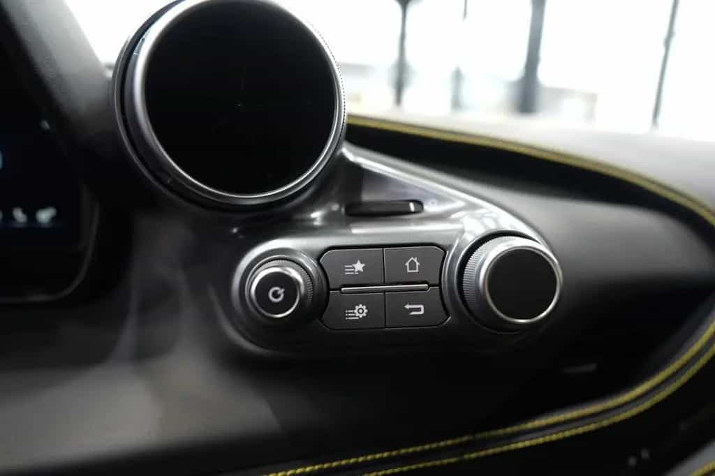 Ferrari F8 Spider*RACING-SEATS*LIFT*PASSENGER-DISPLAY* 07/2023-photo-18