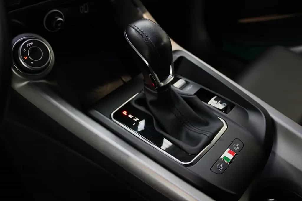 Alfa Romeo Tonale TI DIESEL *VERDE MONTREAL* PREMIUM * 20" 12/2023-photo-9