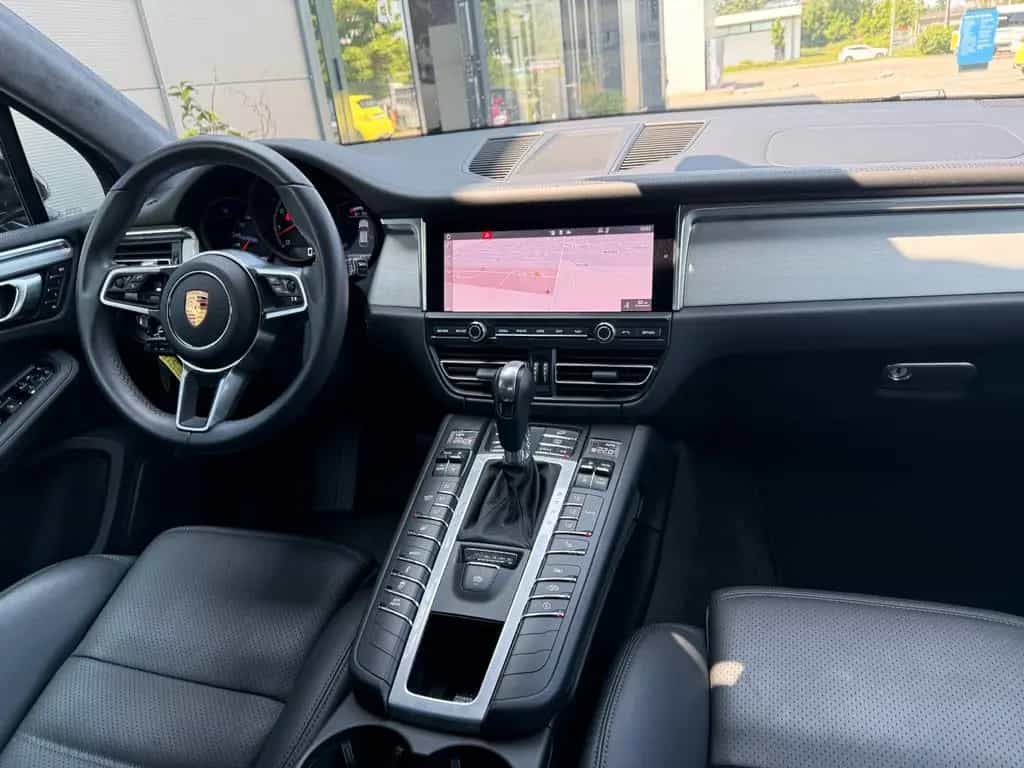 Porsche Macan TURBO 21"TURBORAD LED BOSE SAGA APPROVED 11/2019-photo-16