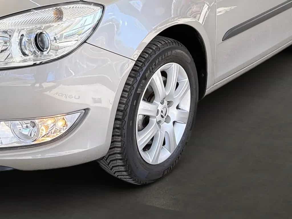 Skoda Fabia Combi Elegance 1,2 TSi*Autom*Klima*PDC*1.H 04/2014-photo-28