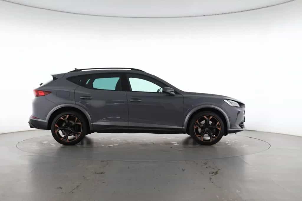 Cupra Formentor 2.0 TSI DSG 4Drive VZ | PANO | NAVI | 02/2023-photo-6