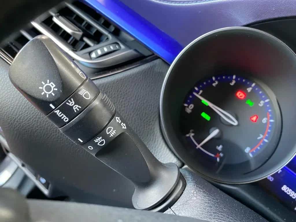 Toyota C-HR 1.2 Turbo Style *AHK*JBL*ParkAssistent*CAM* 10/2017-photo-23