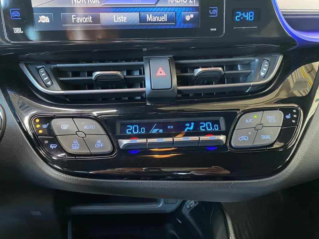 Toyota C-HR 1.2 Turbo Style *AHK*JBL*ParkAssistent*CAM* 10/2017-photo-27