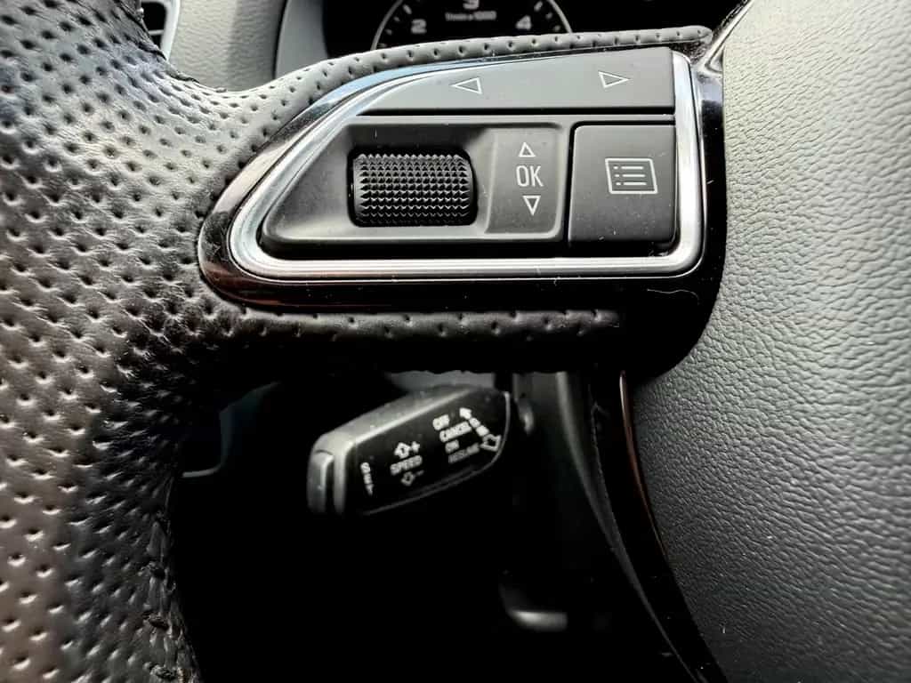 Audi Q3 2.0 TDI S line Sport Plus Paket /1.HAND/ 12/2014-photo-13