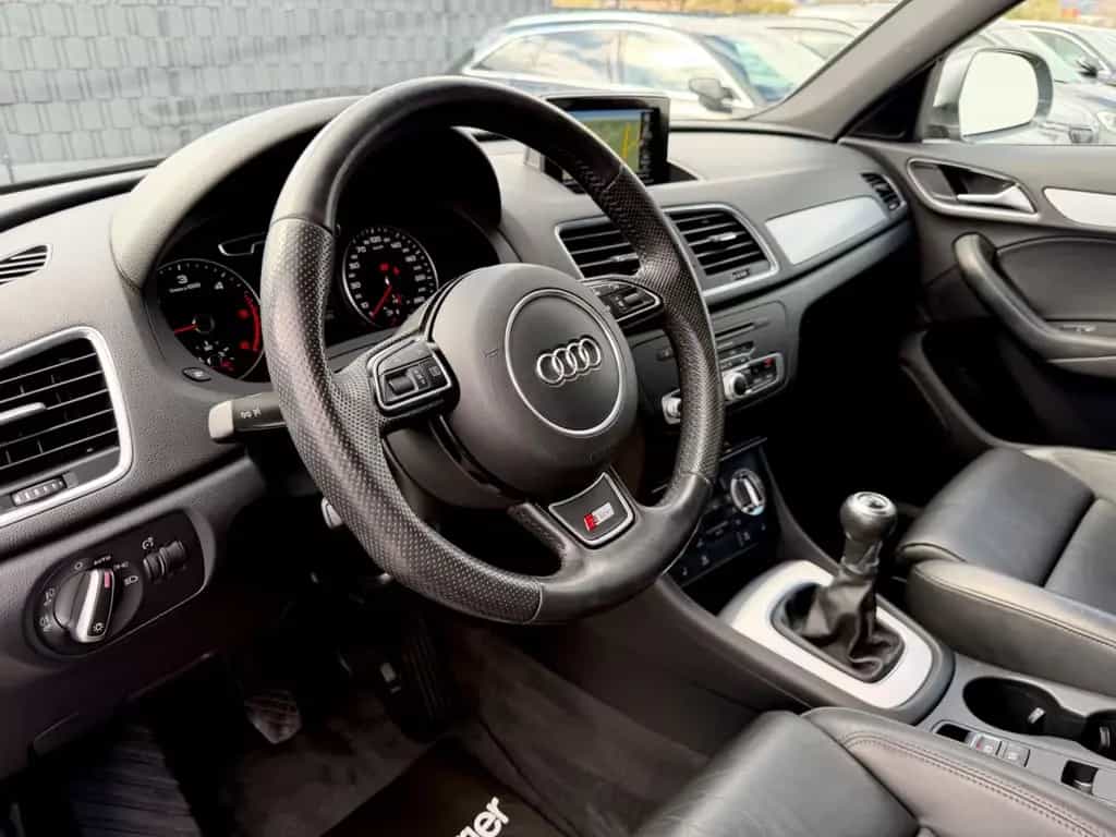 Audi Q3 2.0 TDI S line Sport Plus Paket /1.HAND/ 12/2014-photo-8