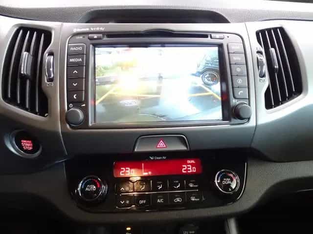 Kia Sportage 2.0 Leder Navi Cam PDC Pano erst79342KM 04/2014-photo-16
