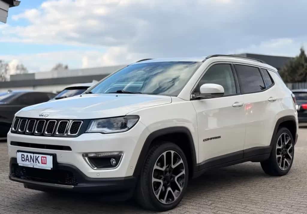 Jeep Compass Limited ACC Pano Len.HZ Kamera Unfallfr. 12/2019-photo-0