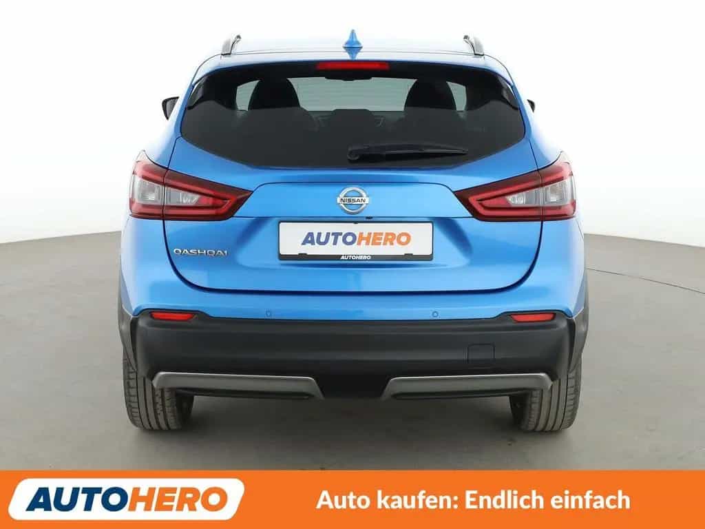 Nissan Qashqai 1.3 DIG-T Akari Aut*NAVI*LED*TEMPO*CAM* 04/2021-photo-4