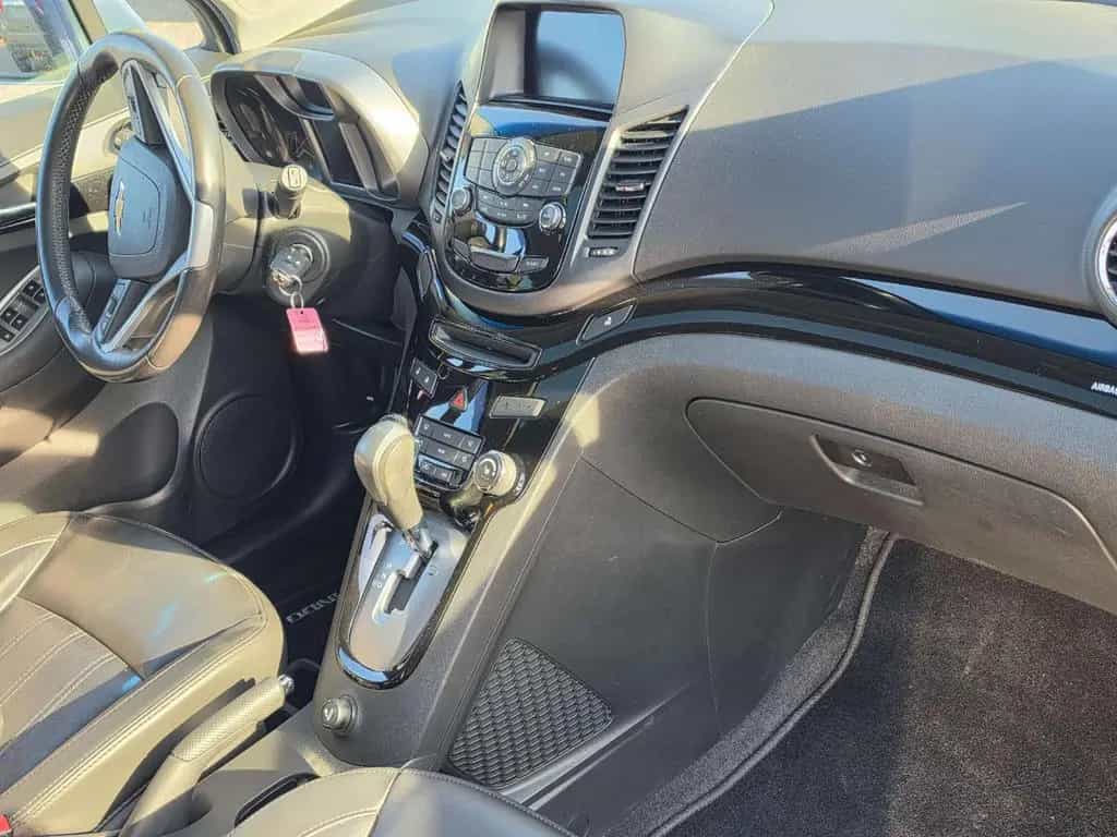 Chevrolet Orlando LTZ 1.8 7x SITZER + AUTOMATIK + SCHIEBED 09/2013-photo-9