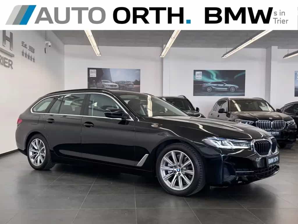 BMW 520 d Touring AUT. LEDER PANO HUD KOMF.SITZE AHK 04/2021-photo-2