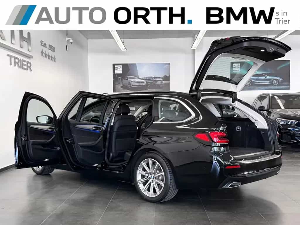 BMW 520 d Touring AUT. LEDER PANO HUD KOMF.SITZE AHK 04/2021-photo-9