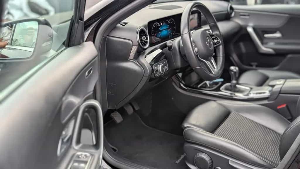 Mercedes-Benz A-Class 200 Teilleder,Navi,wenigKM,RFK,PDC 07/2018-photo-13