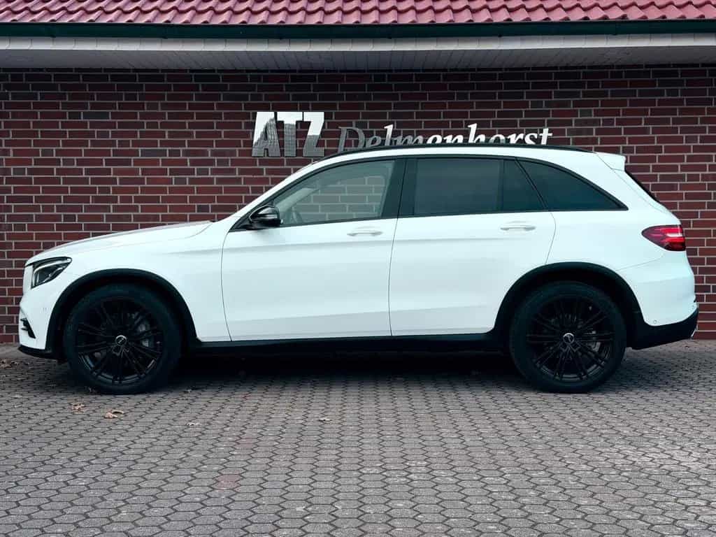 Mercedes-Benz GLC 250 4Matic AMG*Pano*Scheckheft*1.HD 08/2018-photo-1