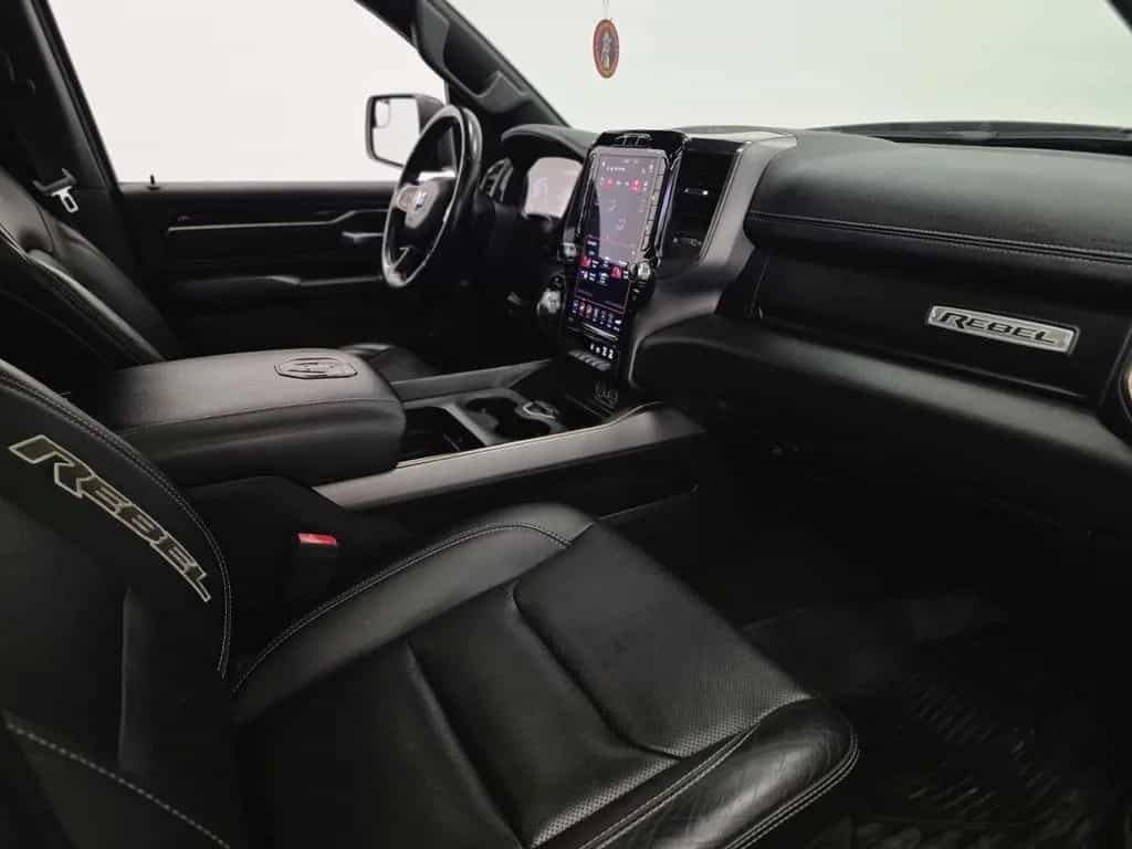 Dodge RAM 5.7 V8 HEMI Rebel*Garantie*Panorama LED 12/2021-photo-22