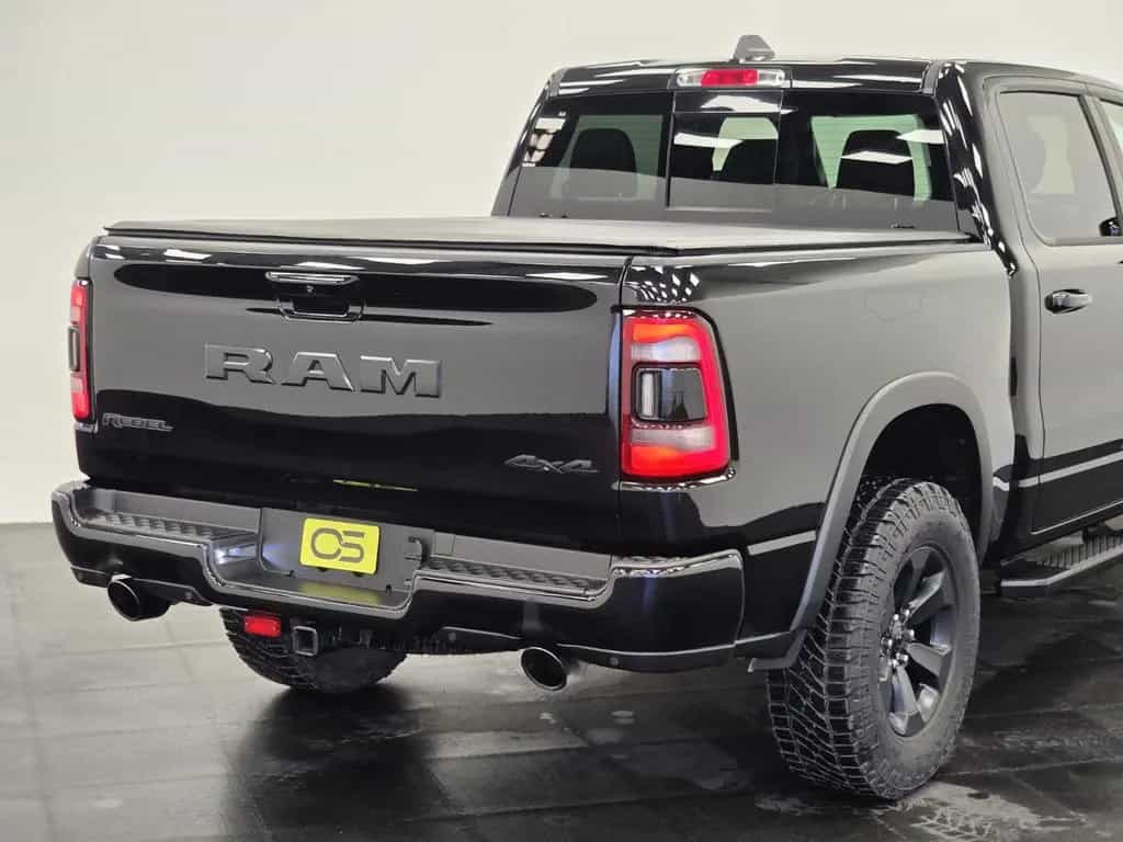 Dodge RAM 5.7 V8 HEMI Rebel*Garantie*Panorama LED 12/2021-photo-7