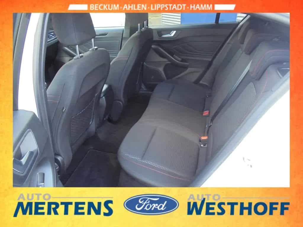 Ford Focus ST-Line Navi Kamera Sitzheizung LED PDC 01/2020-photo-9