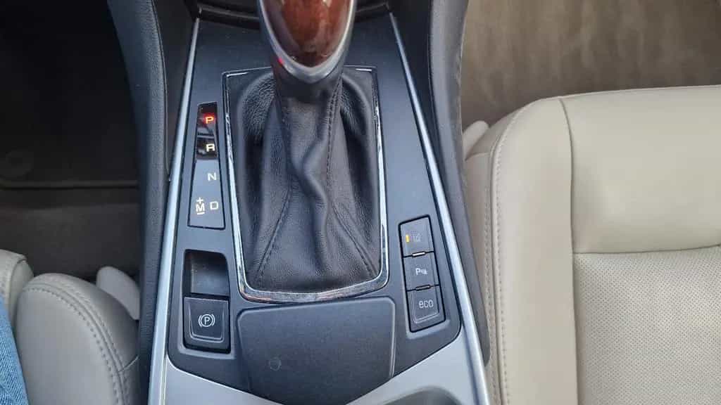 Cadillac SRX Sport Luxury*Navi*Leder*AHK*Alu*Pano*Kamera* 08/2013-photo-10