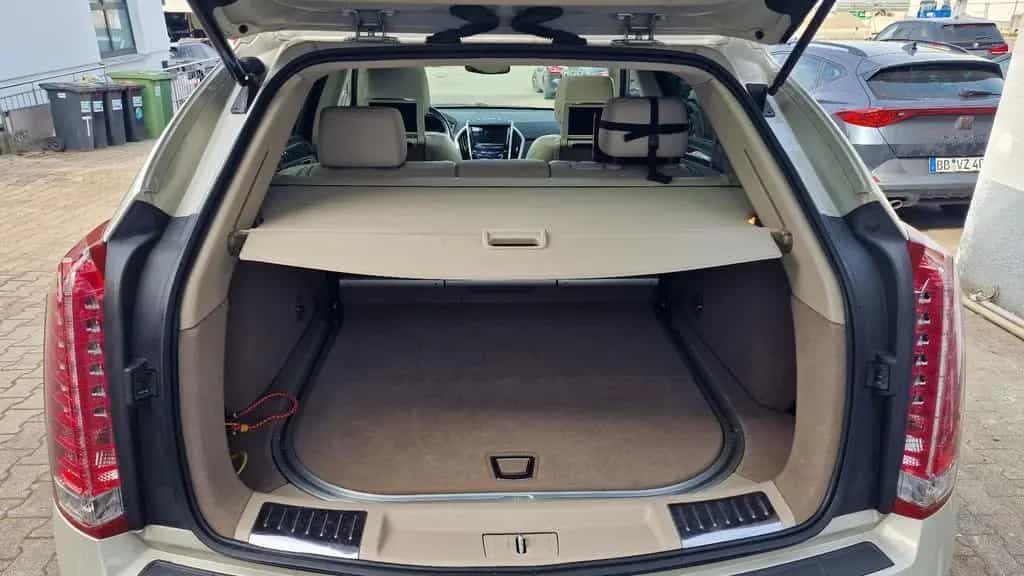 Cadillac SRX Sport Luxury*Navi*Leder*AHK*Alu*Pano*Kamera* 08/2013-photo-14