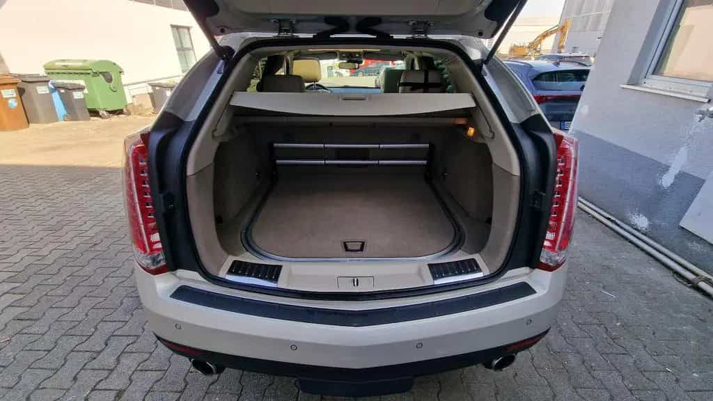 Cadillac SRX Sport Luxury*Navi*Leder*AHK*Alu*Pano*Kamera* 08/2013-photo-18