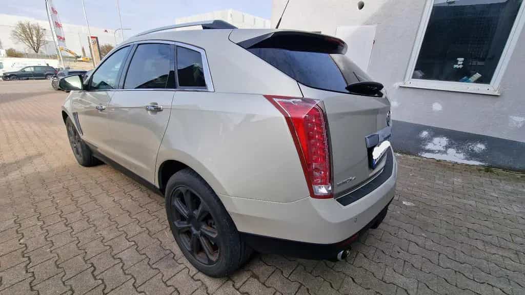 Cadillac SRX Sport Luxury*Navi*Leder*AHK*Alu*Pano*Kamera* 08/2013-photo-4
