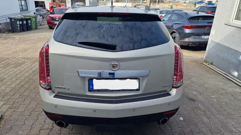 Cadillac SRX Sport Luxury*Navi*Leder*AHK*Alu*Pano*Kamera* 08/2013-photo-5