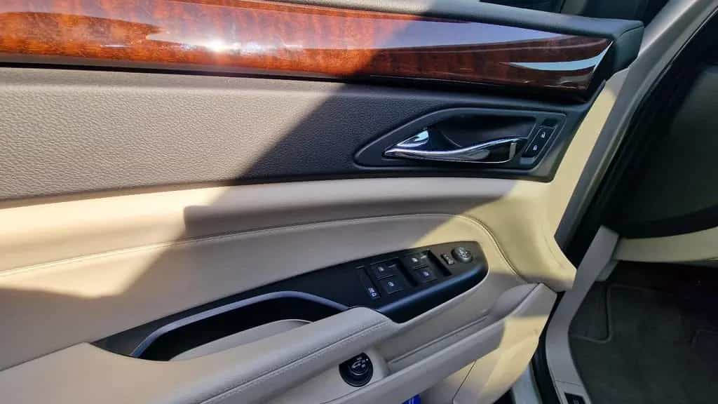 Cadillac SRX Sport Luxury*Navi*Leder*AHK*Alu*Pano*Kamera* 08/2013-photo-8