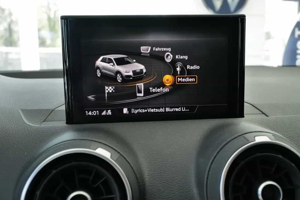 Audi Q2 35TDI quattro sport Bang & Olufsen Navi 10/2020-photo-14