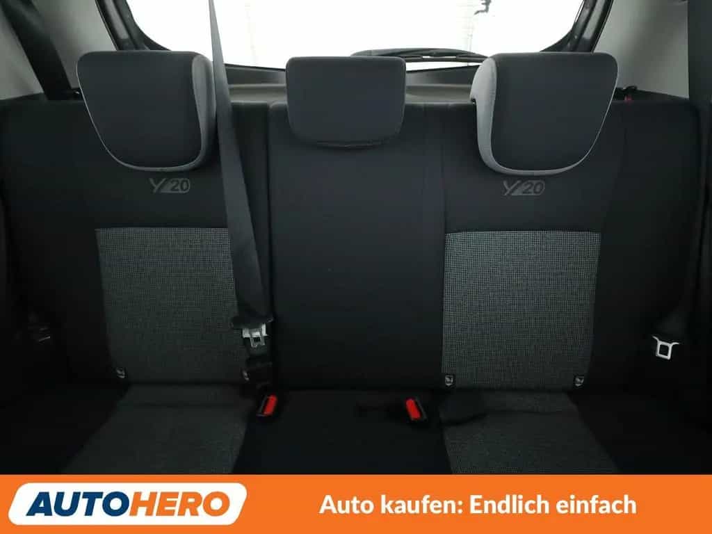 Toyota Yaris 1.5 Dual VVT-iE Y20 Club*NAVI*CAM*KLIMA* 03/2019-photo-15