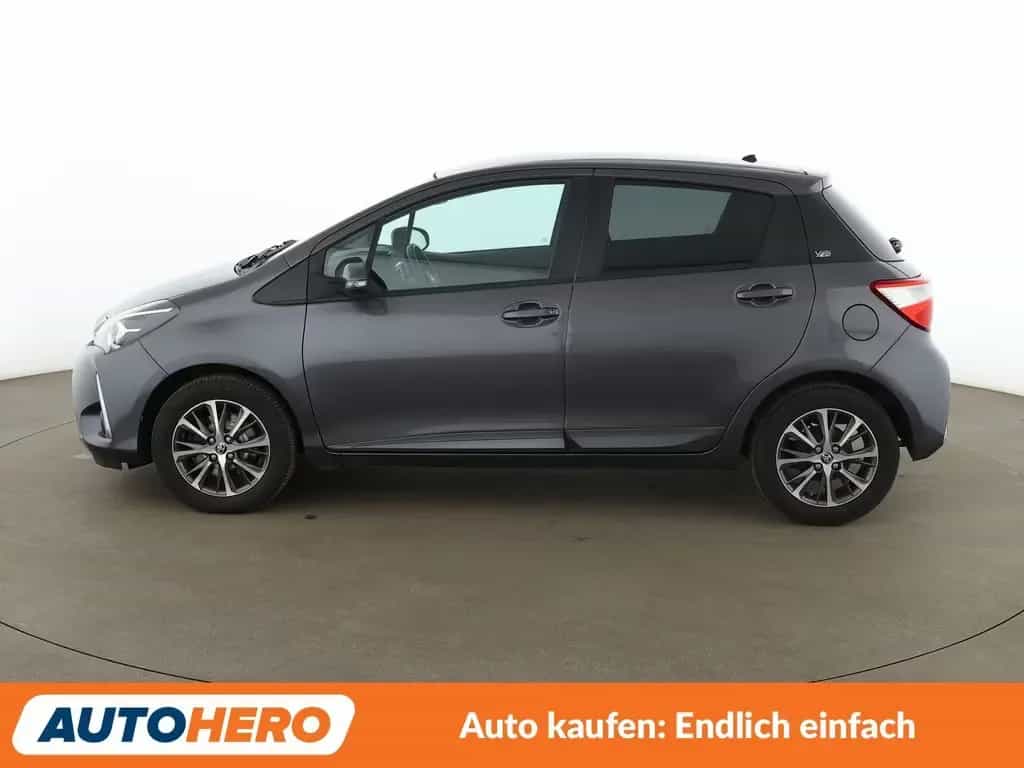 Toyota Yaris 1.5 Dual VVT-iE Y20 Club*NAVI*CAM*KLIMA* 03/2019-photo-2