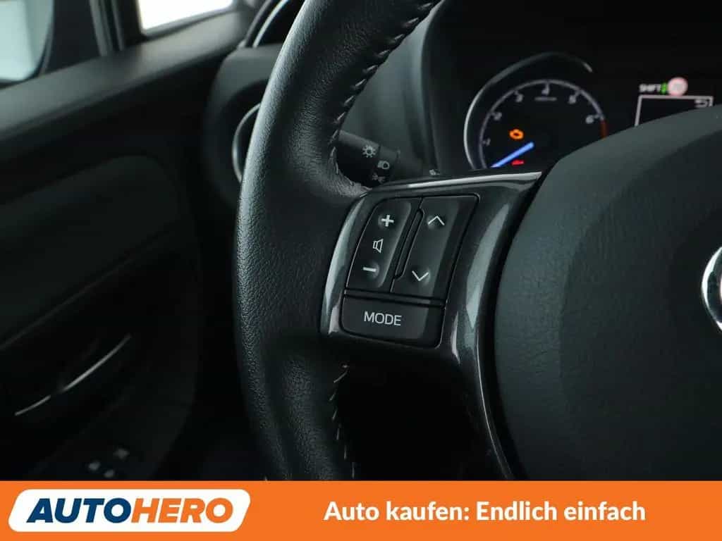 Toyota Yaris 1.5 Dual VVT-iE Y20 Club*NAVI*CAM*KLIMA* 03/2019-photo-26