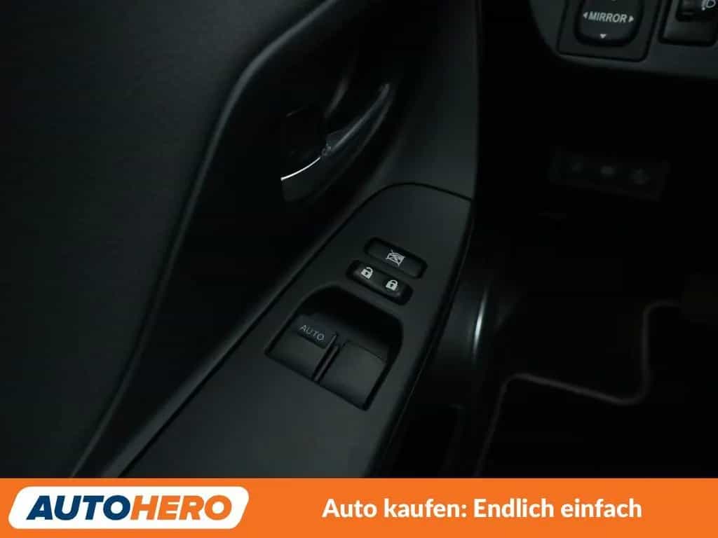 Toyota Yaris 1.5 Dual VVT-iE Y20 Club*NAVI*CAM*KLIMA* 03/2019-photo-27