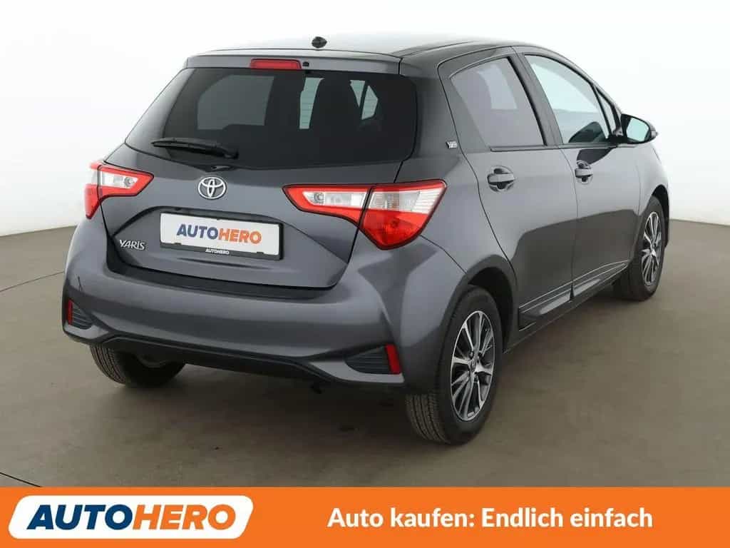 Toyota Yaris 1.5 Dual VVT-iE Y20 Club*NAVI*CAM*KLIMA* 03/2019-photo-5