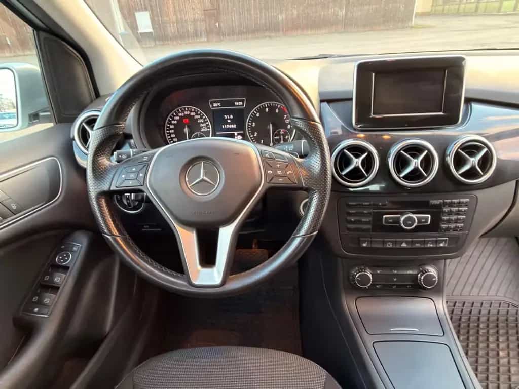 Mercedes-Benz B 180 *Automatik* AHK / Klima / SHZ / Service / 05/2013-photo-16