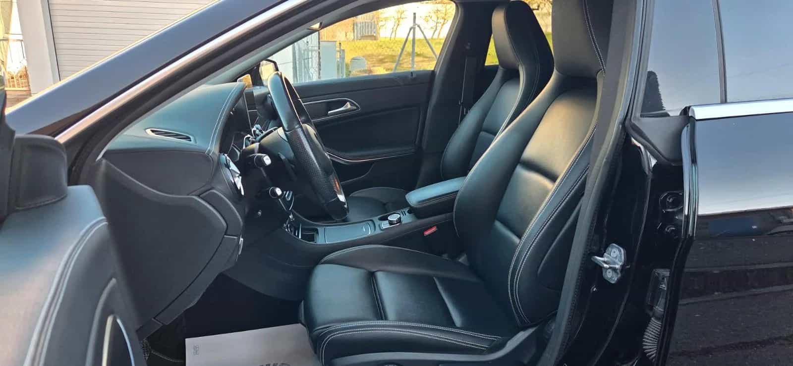 Mercedes-Benz CLA-Class 180 Shooting Brake 12/2018-photo-11