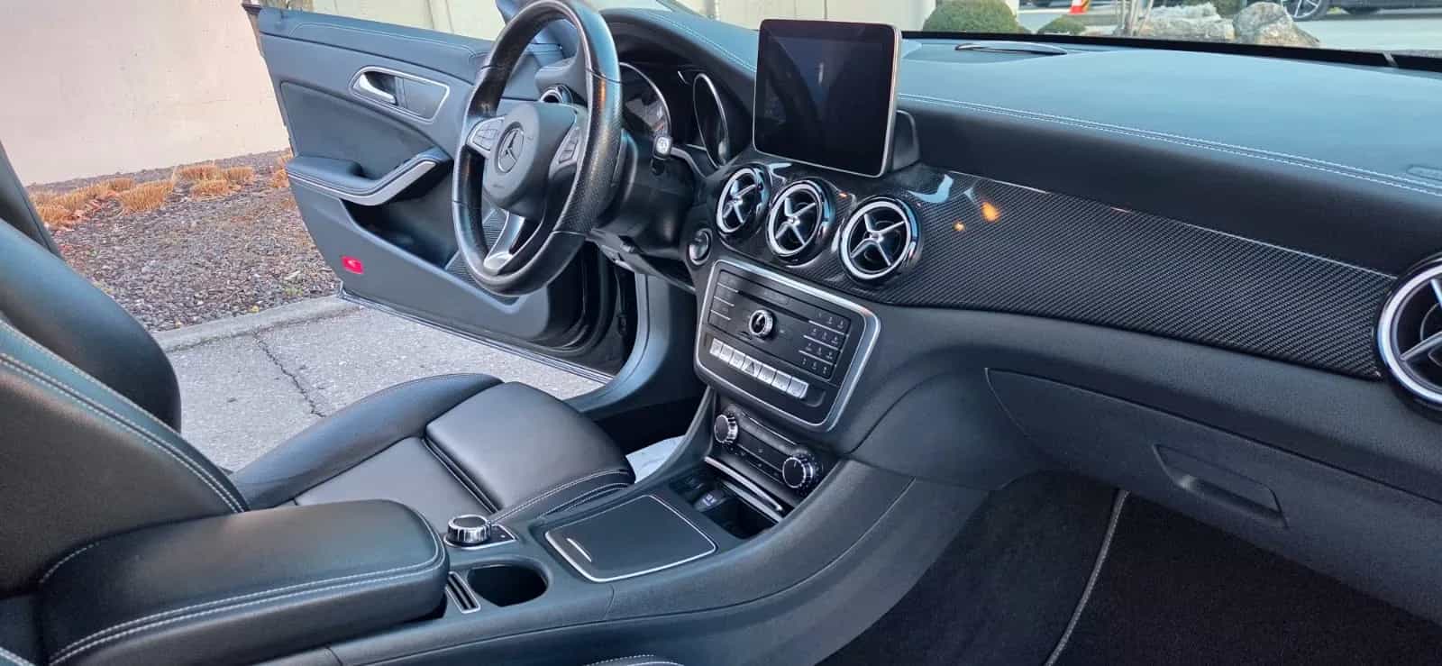 Mercedes-Benz CLA-Class 180 Shooting Brake 12/2018-photo-15