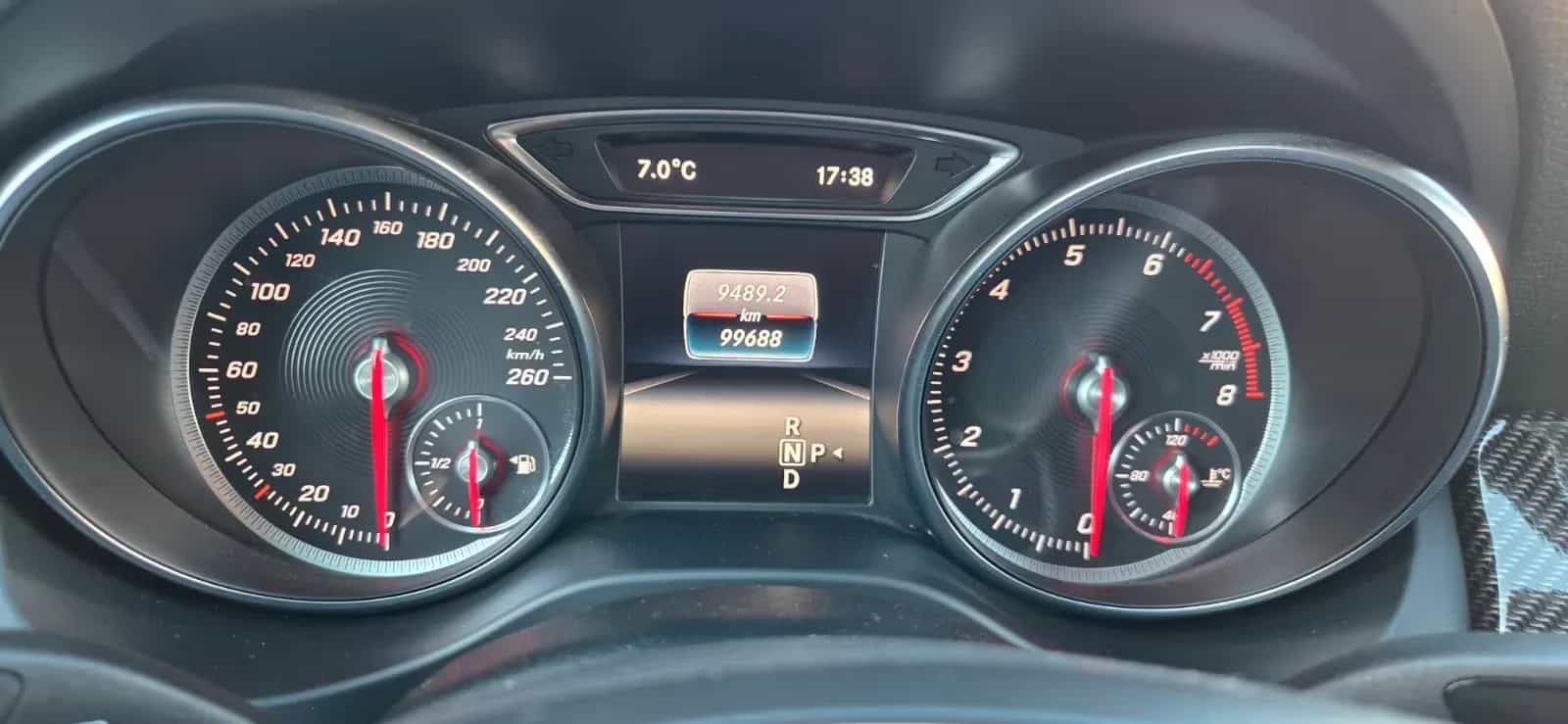 Mercedes-Benz CLA-Class 180 Shooting Brake 12/2018-photo-21