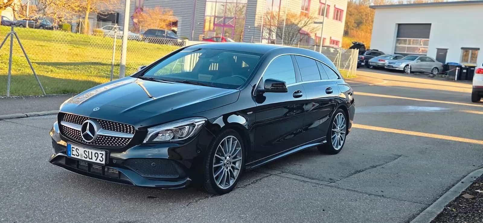 Mercedes-Benz CLA-Class 180 Shooting Brake 12/2018-photo-4
