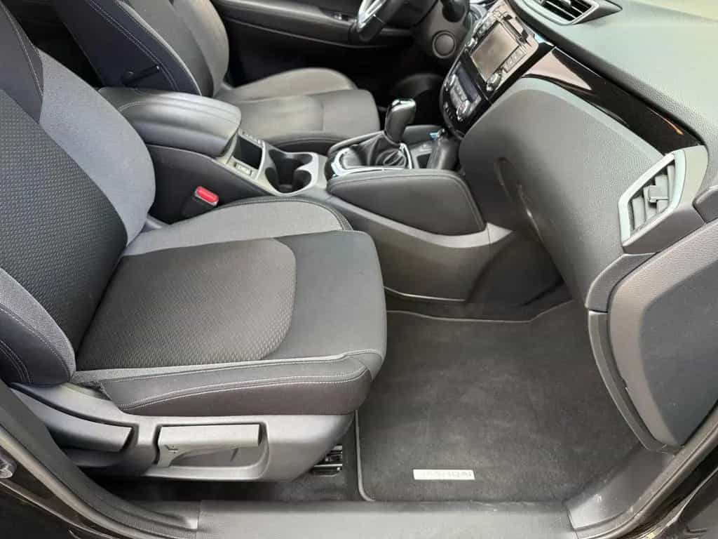 Nissan Qashqai 1.3 DIG-T 117 kW N-Connecta 12/2019-photo-11