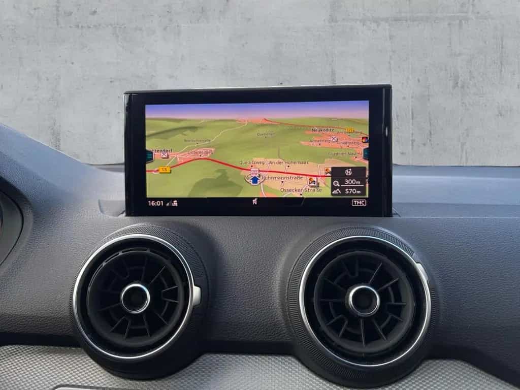 Audi Q2 35 TFSI LED+NAV+SHZ+2xPDC+DAB+APP+VC+KEYLESS 12/2018-photo-10