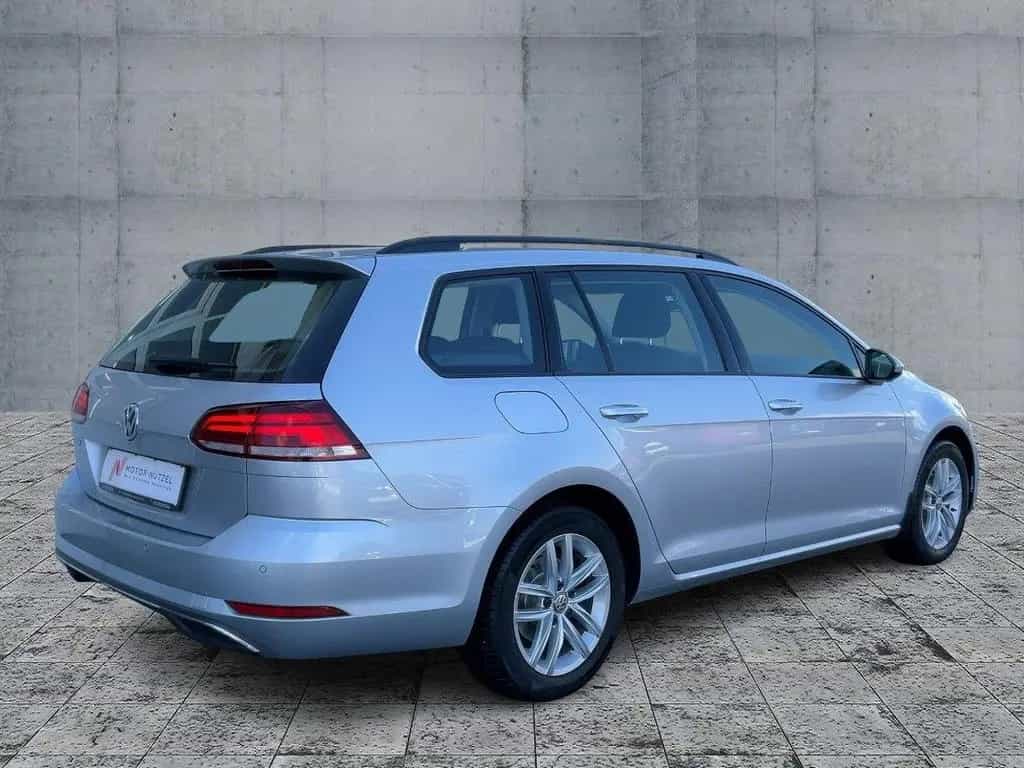 Volkswagen Golf VII Variant 1.5TSI COMFORTLINE LED+ACC+PDC 03/2019-photo-4