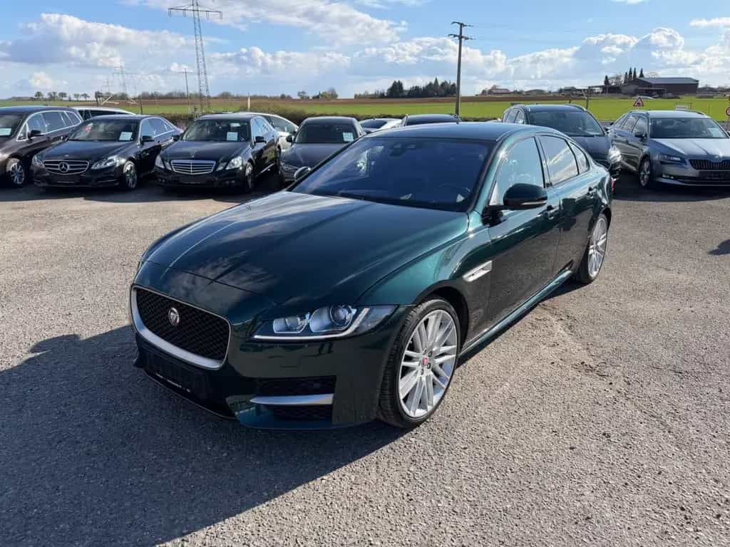 Jaguar XF 30d 300PS R-Sport Automatik Matric Head ACC 03/2017-photo-0