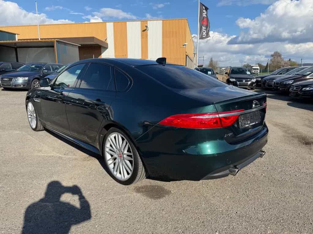 Jaguar XF 30d 300PS R-Sport Automatik Matric Head ACC 03/2017-photo-13