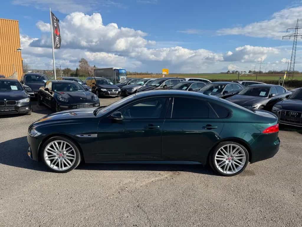 Jaguar XF 30d 300PS R-Sport Automatik Matric Head ACC 03/2017-photo-14